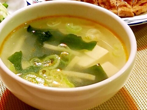 筍とわかめと豆腐の中華風スープ